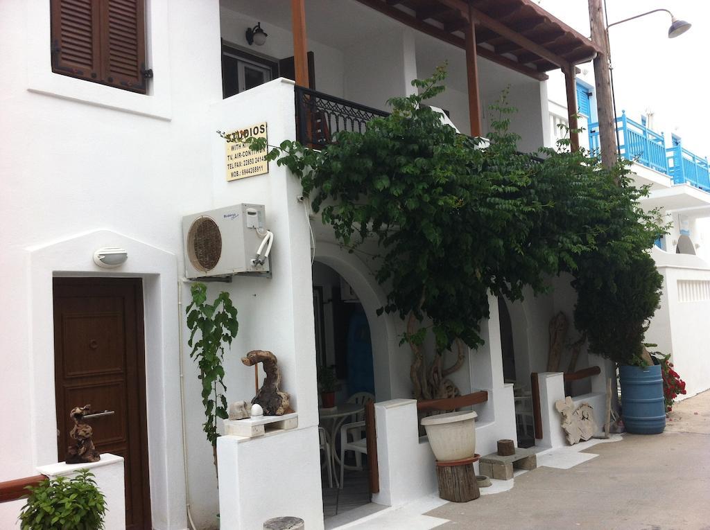 Studios Gabriel Agia Anna (Naxos) Exterior photo