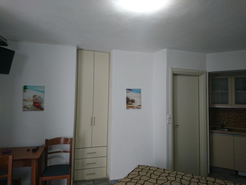 Studios Gabriel Agia Anna (Naxos) Exterior photo